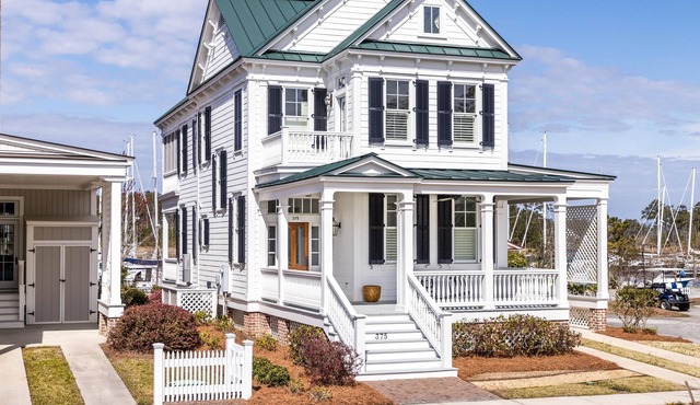 Second Wind is a Pet Friendly "Home away from Home Retreat"