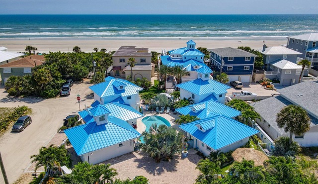 Seconds from the ocean, one bedroom villa #4