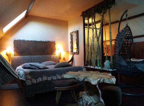 secret d une nuit chambres d hotes ,hotel ,a vicq prės de onnaing,avec piscine