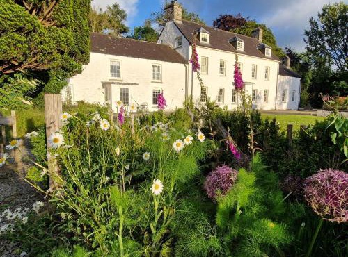 Secret Garden Cottage