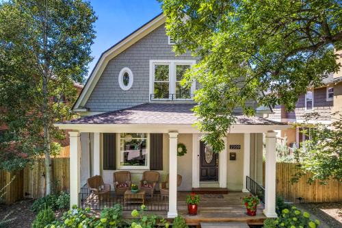 Secret Garden Retreat in Park Hill