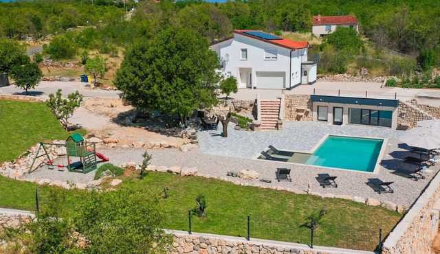 Secret Gem by Interhome