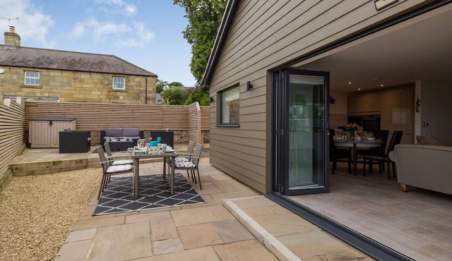 Secret Kingdom Cottage