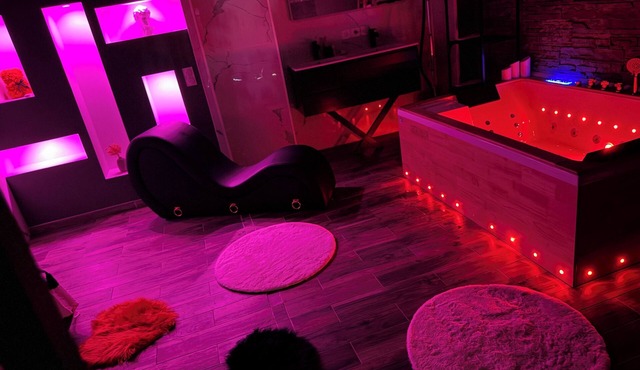 Secret Love Room Perpignan Full Équipé et Parking Privée