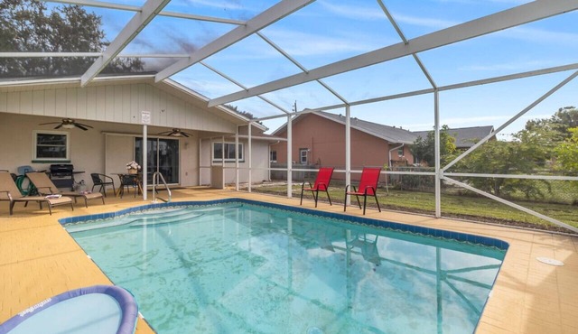 Secret Oasis canal front and heated pool