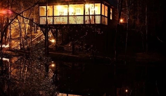 Secret SC Cabin on 100 acres Hot Tub Large Pond