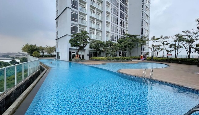 Sedayu City Suites - Free Gym Pool