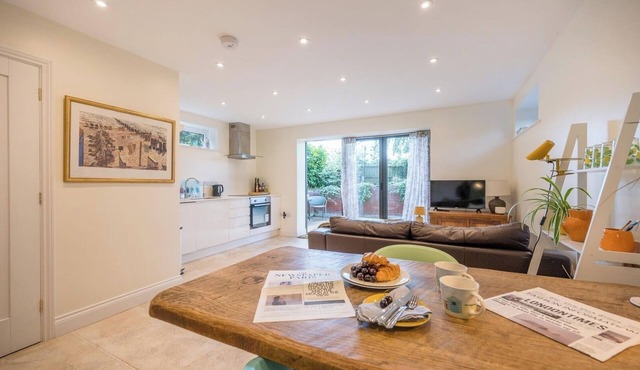 Sedge Cottage "Barn"