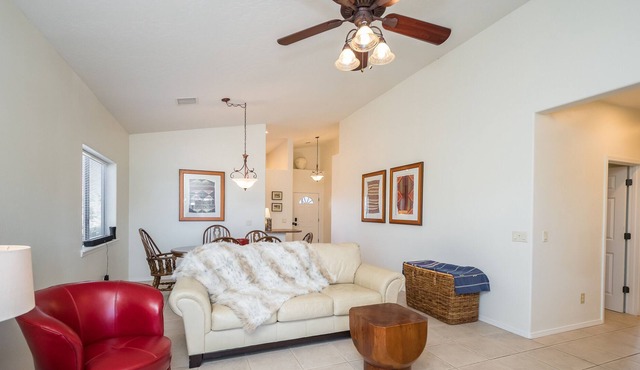 Sedona views-Lovely hilltop-King bed-Hot tub
