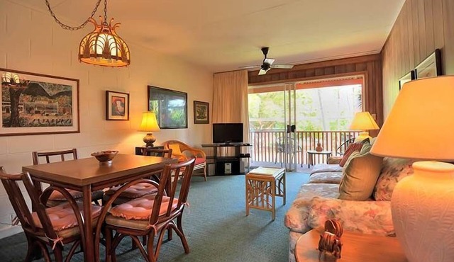 See Maui on a Budget. Stay at Honokowai Palms Across from the Ocean!