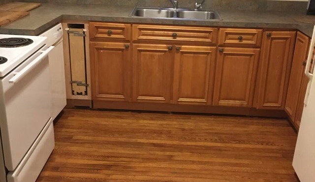 Seeking roomate Near SU