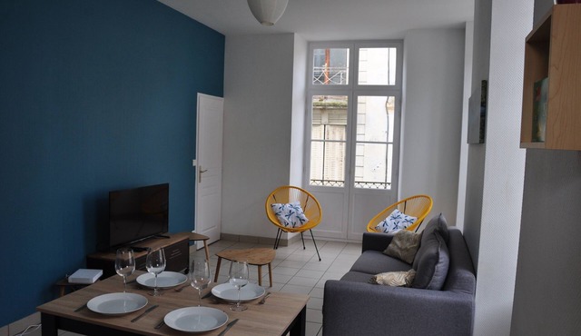 Segré center T2 42m² ✰cuisine✰chambre✰salon✰wifi