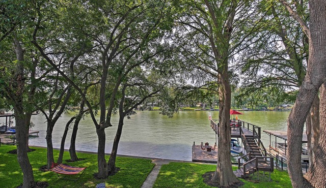 Seguin Lake House w/Dock and Cowboy Pool