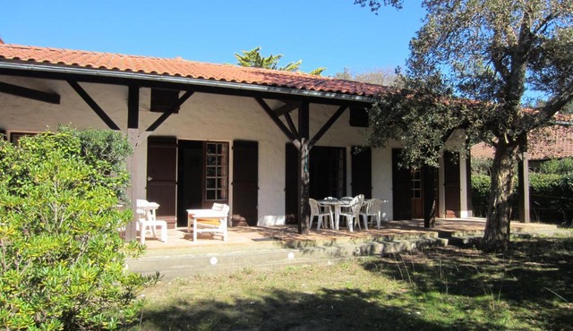 SEIGNOSSE Villa LA FERME pour 8 personnes à 500m des plages