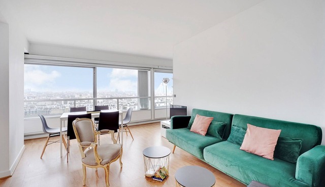 Seine & Eiffel, Spacious Flat 10min walk from Eiffel tower
