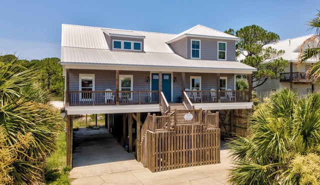 Seize the day at a luxury home in front of the gulf - Great Escape to Dauphin Is