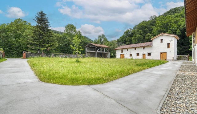 Self-catering group cottage in the countryside - La Résidence