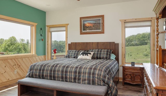 Selah Hills Ranch-West Wing