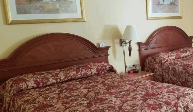 Select Inn