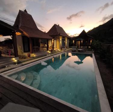 Selene Art Glass Resort