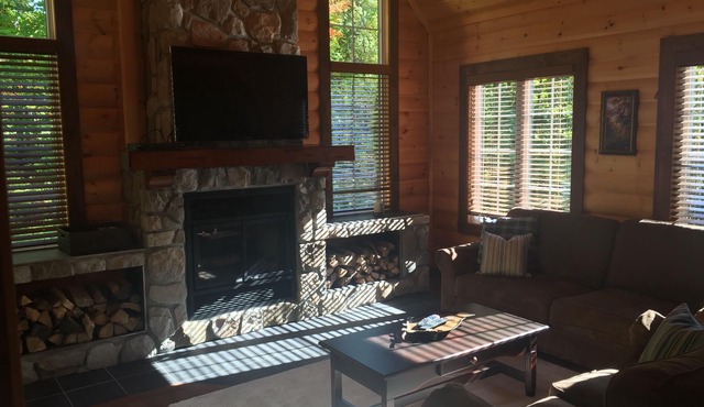 Selenia Lodge