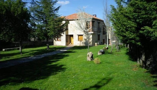 Self catering La Solanilla 2 for 10 people