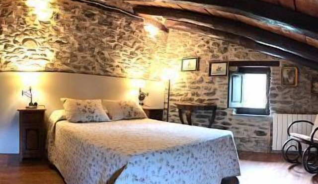 Self catering Masover Cal Vidal for 7 people