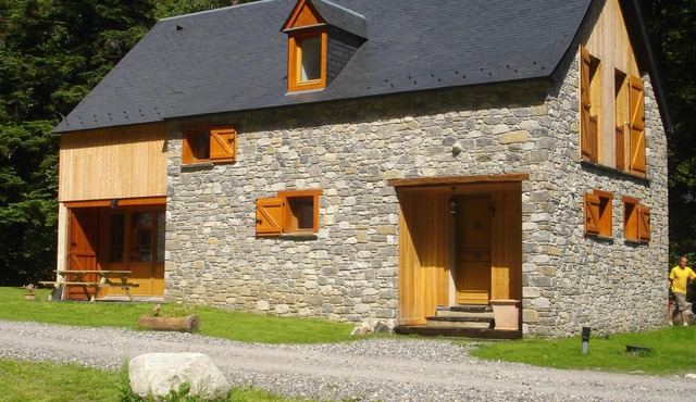 Self catered character chalet