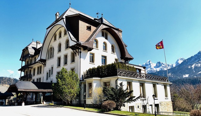 Self-Catering Apt w/Indoor Pool/Sauna/Steam Room/Jacuzzi/Gym-5 Star Facilities