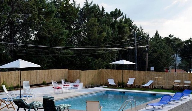 Self catering Chalet Avalon for 10 people
