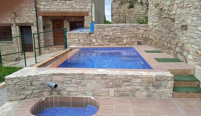 Self catering Cal Xavier for 12 people