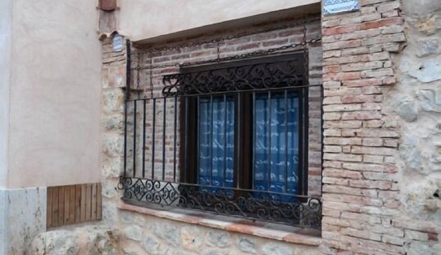 Self catering Alamar for 11 people