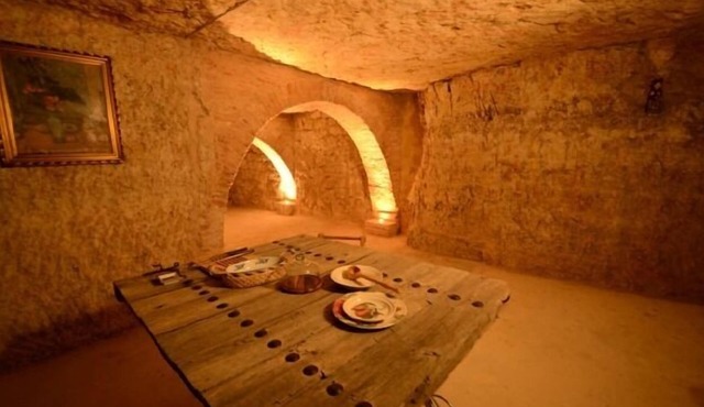 Self catering Alamar y Alamar II for 20 people.