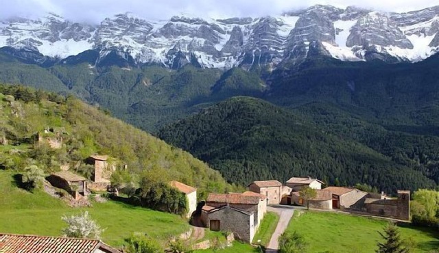 Self catering Cal Sansa for 8 people