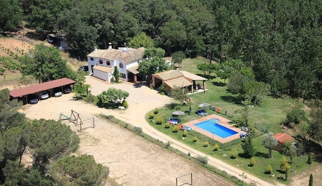 Self-catering Can Rajoler for 15 people