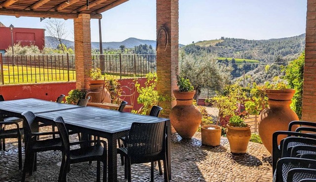 Self catering El Descanso del Peregrino for 14 people
