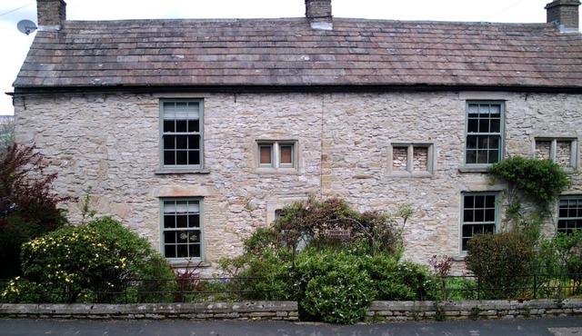 Self Catering Farm House Conversion In The Heart Of Wensleydale (Sleeps 8)