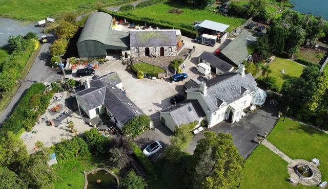 Self-Catering Holiday Cottages close to Belfast and Airports