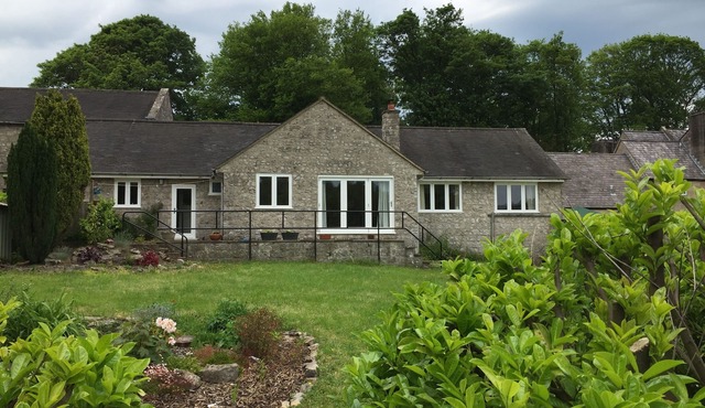 Self Catering Holiday Bungalow in Ilam near Dovedale