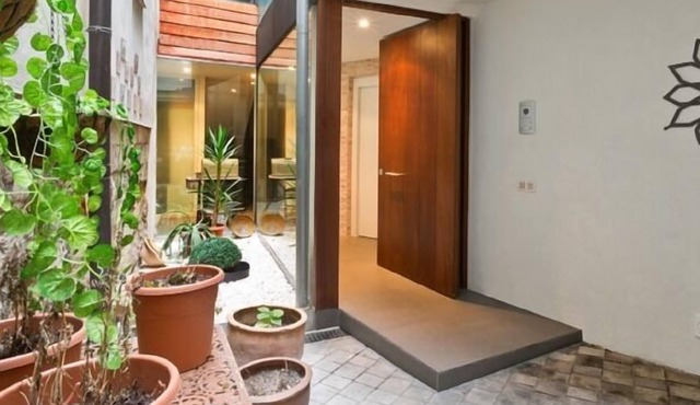 Self catering Hospedería Soto del Ebro for 9 people