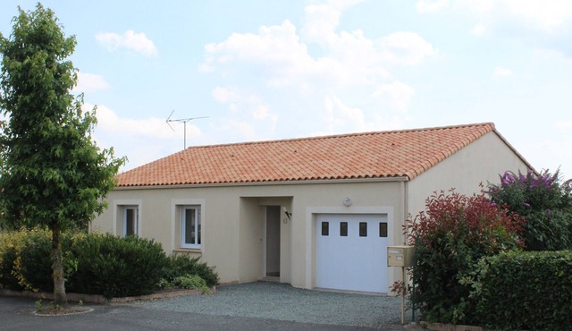 Self-catering house 5 minutes from PUY DU FOU