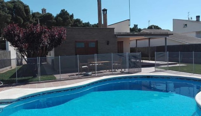 Self catering La Caseta del Parc for 7 people