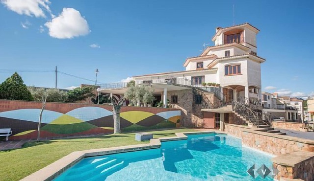 Self catering La Guaita for 16 people