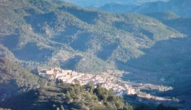 Self catering La Serreta for 6 people