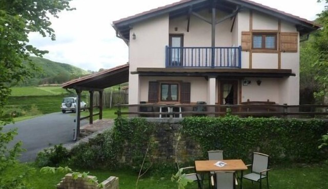 Self catering Labakia for 6 people