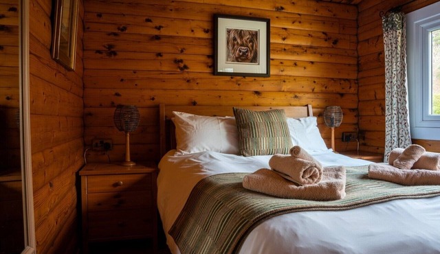 Self-Catering log cabin near Plockton and the Isle of Skye secluded, well equipped and dog friendly.