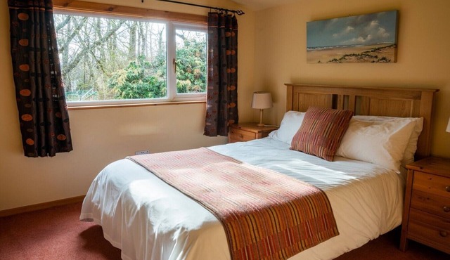 Self-Catering log cabin near Plockton and the Isle of Skye secluded, well equipped and dog friendly.