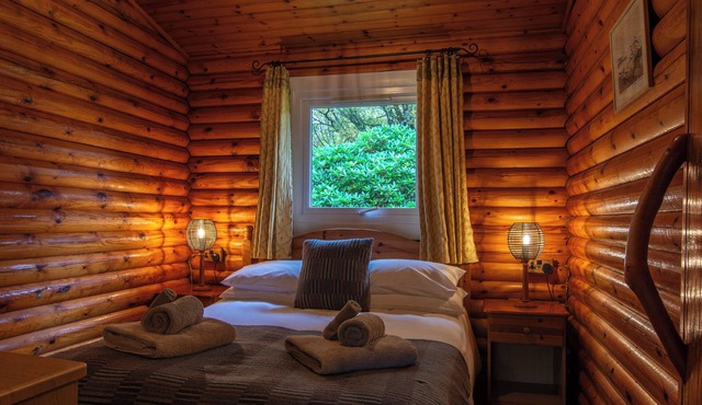 Self-Catering log cabin near Plockton and the Isle of Skye secluded, well equipped and dog friendly.