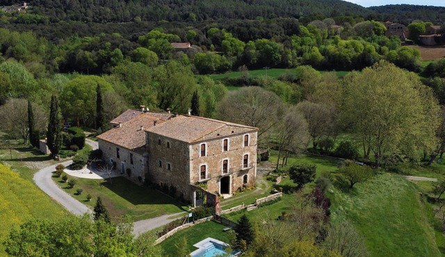Self catering Mas Riera for 8 people including children