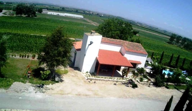 Self catering Masia Cal Bola for 6 people